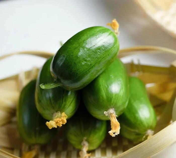 Thumb Cucumber Seeds | Golden Boy & Jade Lady Mini Cucumber Duo