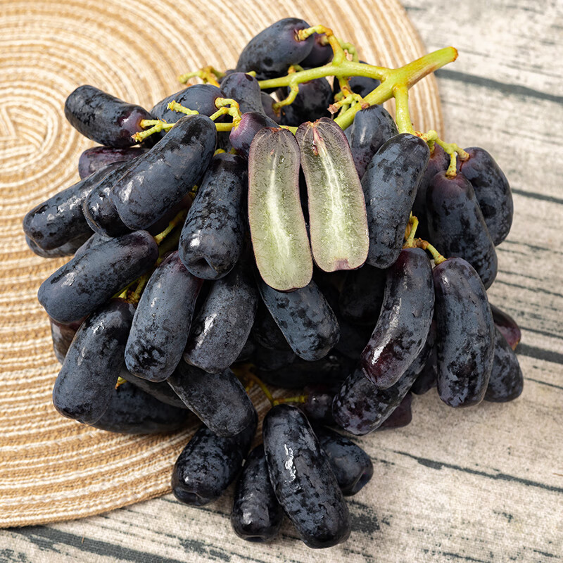 Sweet Sapphire Grape Seeds | Unique Finger-like Variety